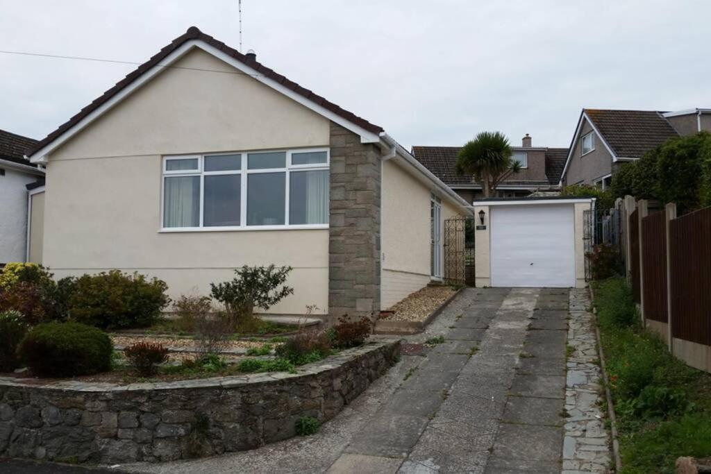 Snowdonia View On Isle Of Anglesey Villa Menai Bridge Exterior photo
